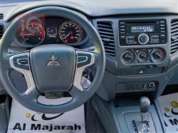 میتسوبیشی L200